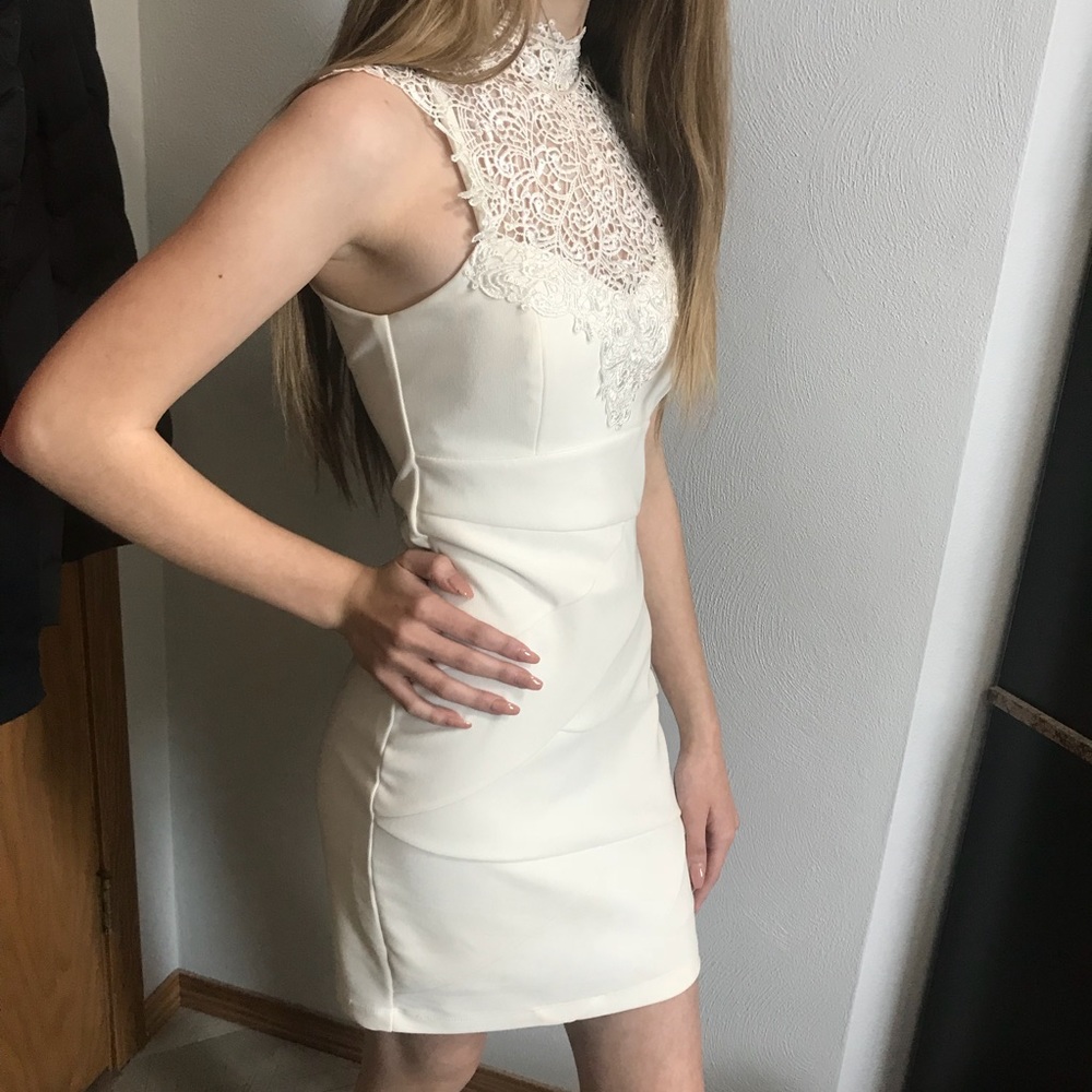 White Windsor bodycon dress